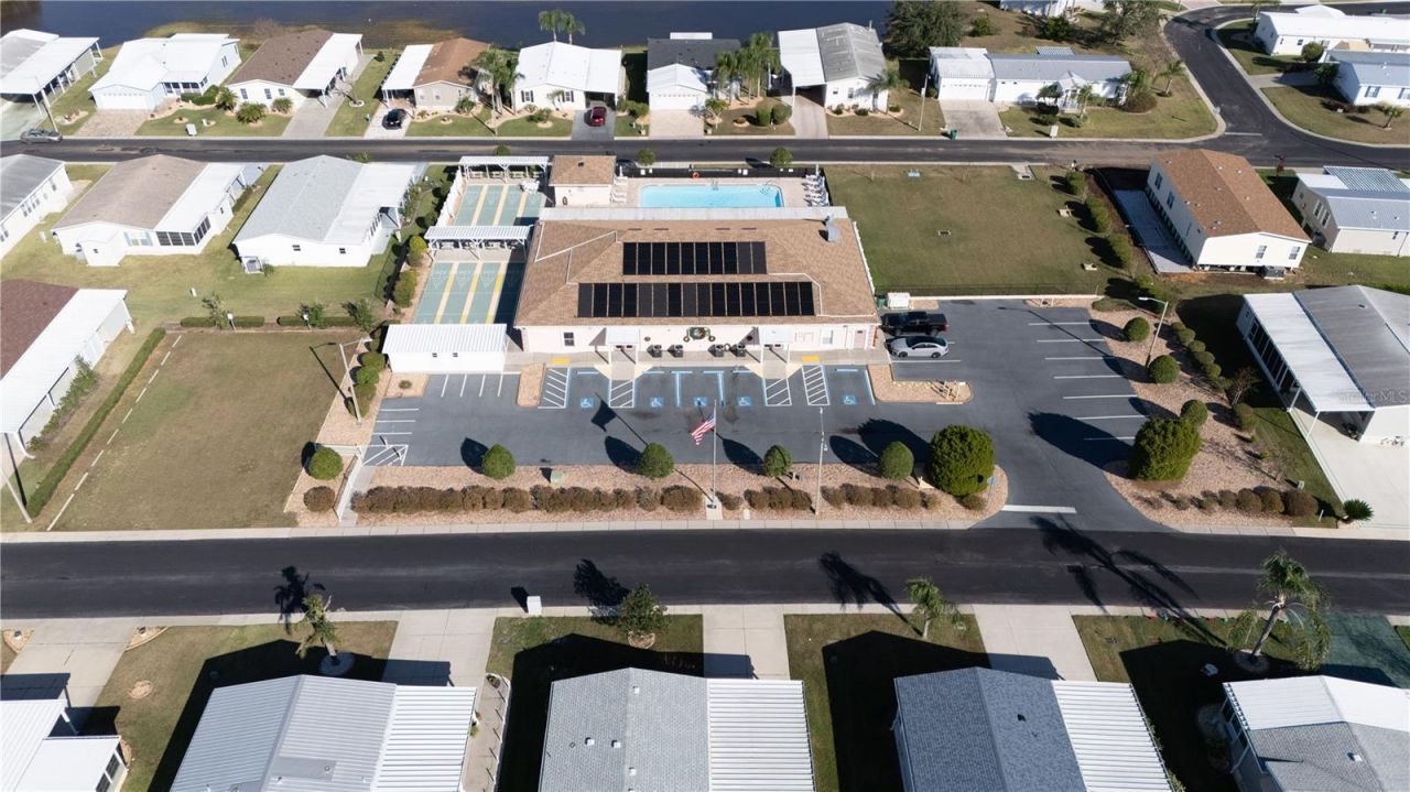 37410 Neukom Avenue, Zephyrhills, FL 33541 Photo