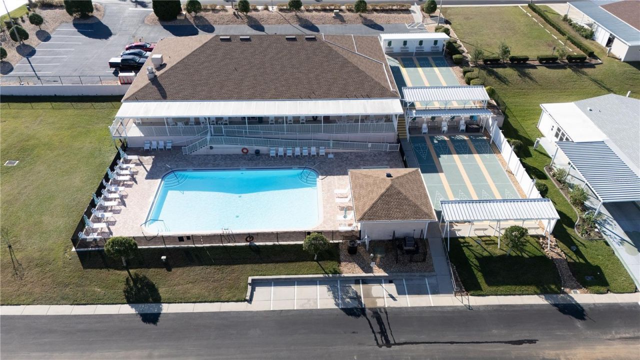 37410 Neukom Avenue, Zephyrhills, FL 33541 Photo