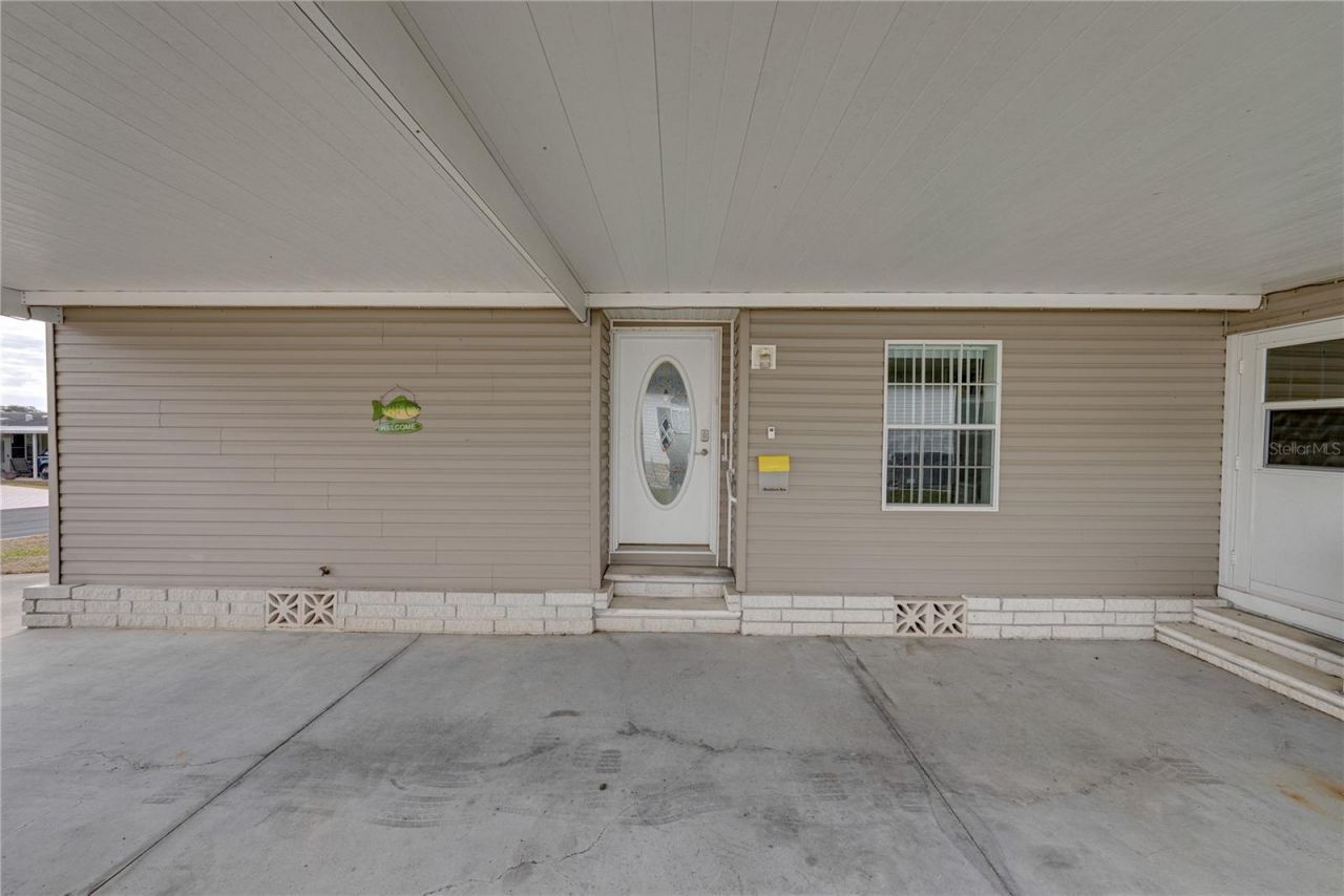 37410 Neukom Avenue, Zephyrhills, FL 33541 Photo