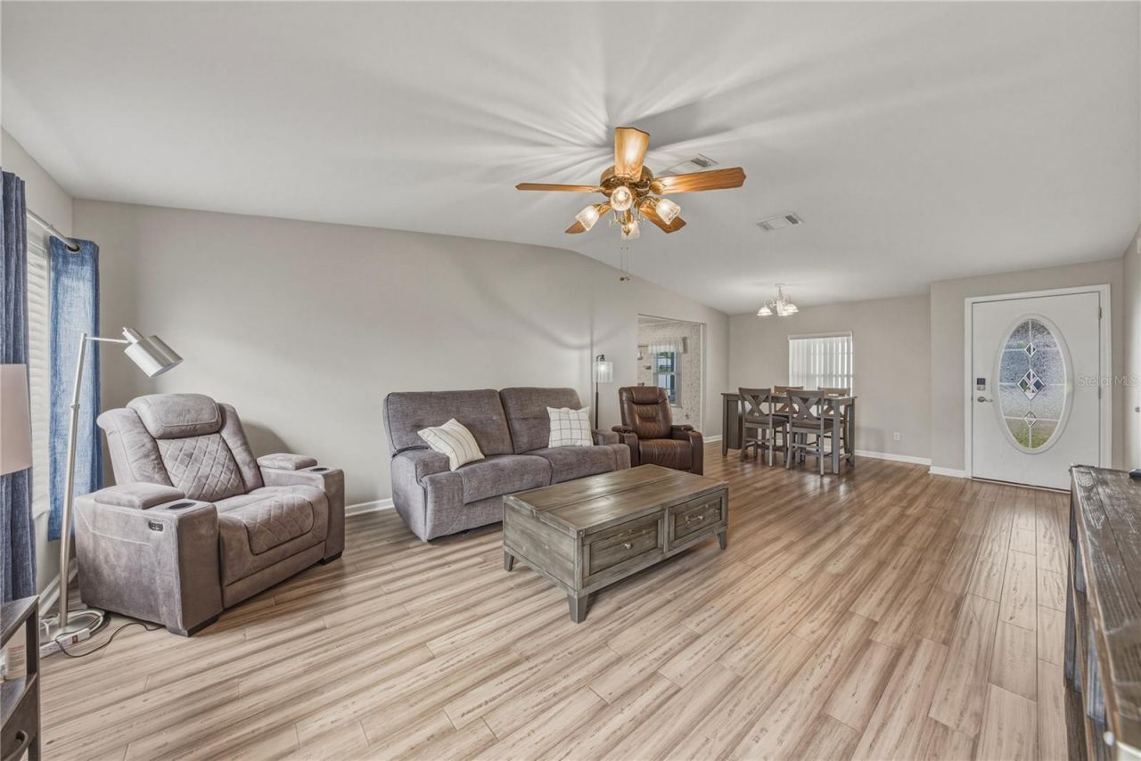 37410 Neukom Avenue, Zephyrhills, FL 33541 Photo