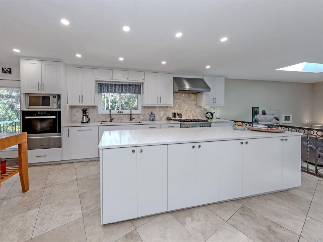 4710 Hidden Forest Lane, Sarasota, FL 34235 Photo