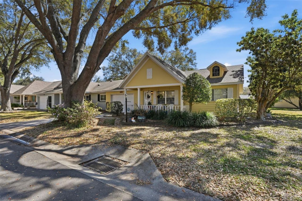 8556 SW 90th Lane , Unit F, Ocala, FL 34481 Photo