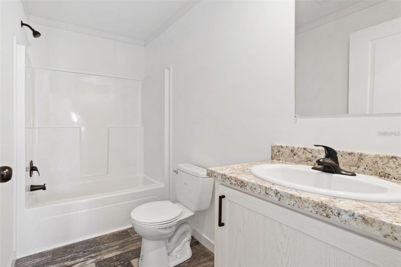 5234 Yellow Pine Street N, Saint Petersburg, FL 33709 Photo