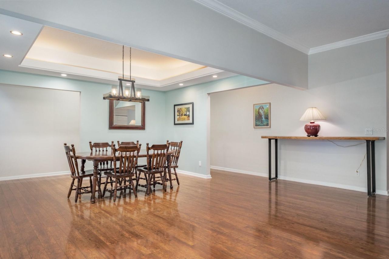 110 Woodglen Court, Oldsmar, FL 34677 Photo