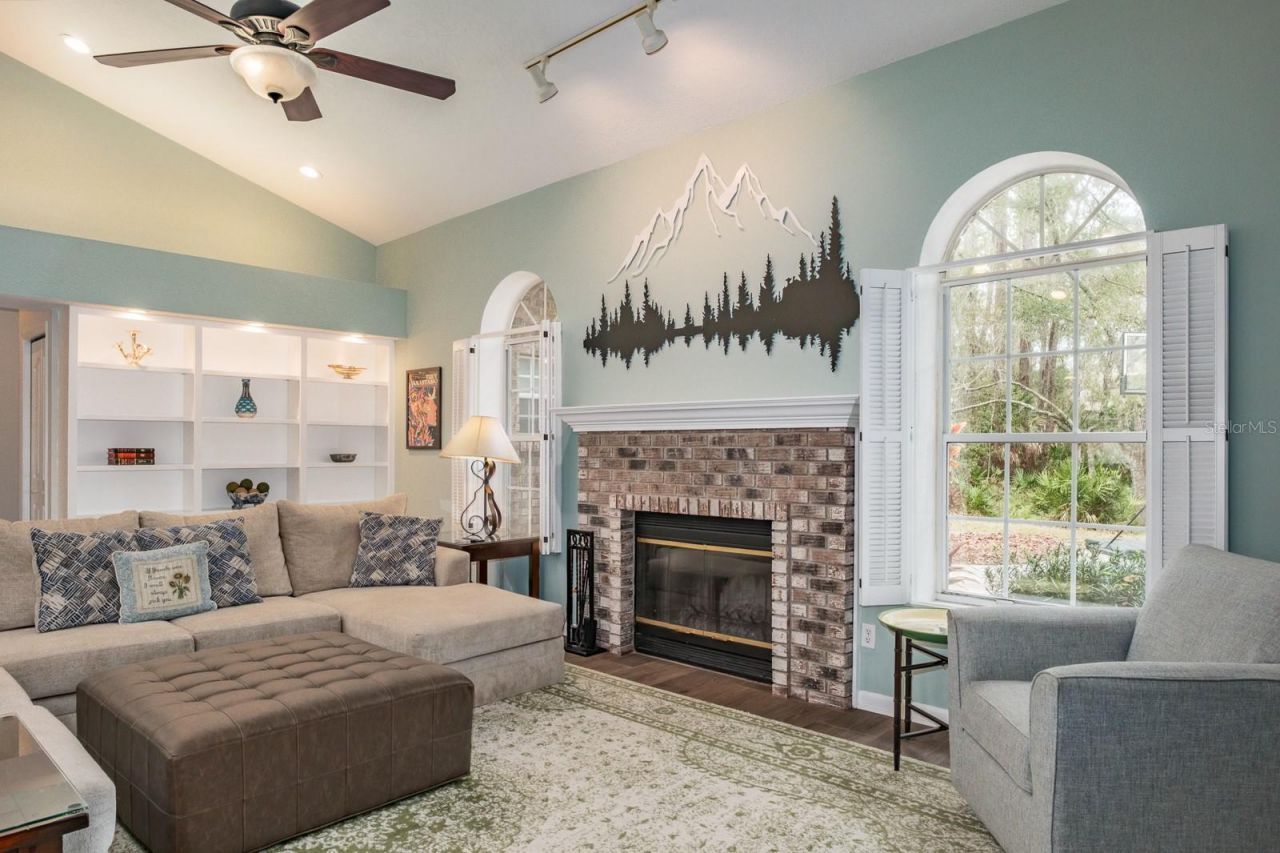 110 Woodglen Court, Oldsmar, FL 34677 Photo