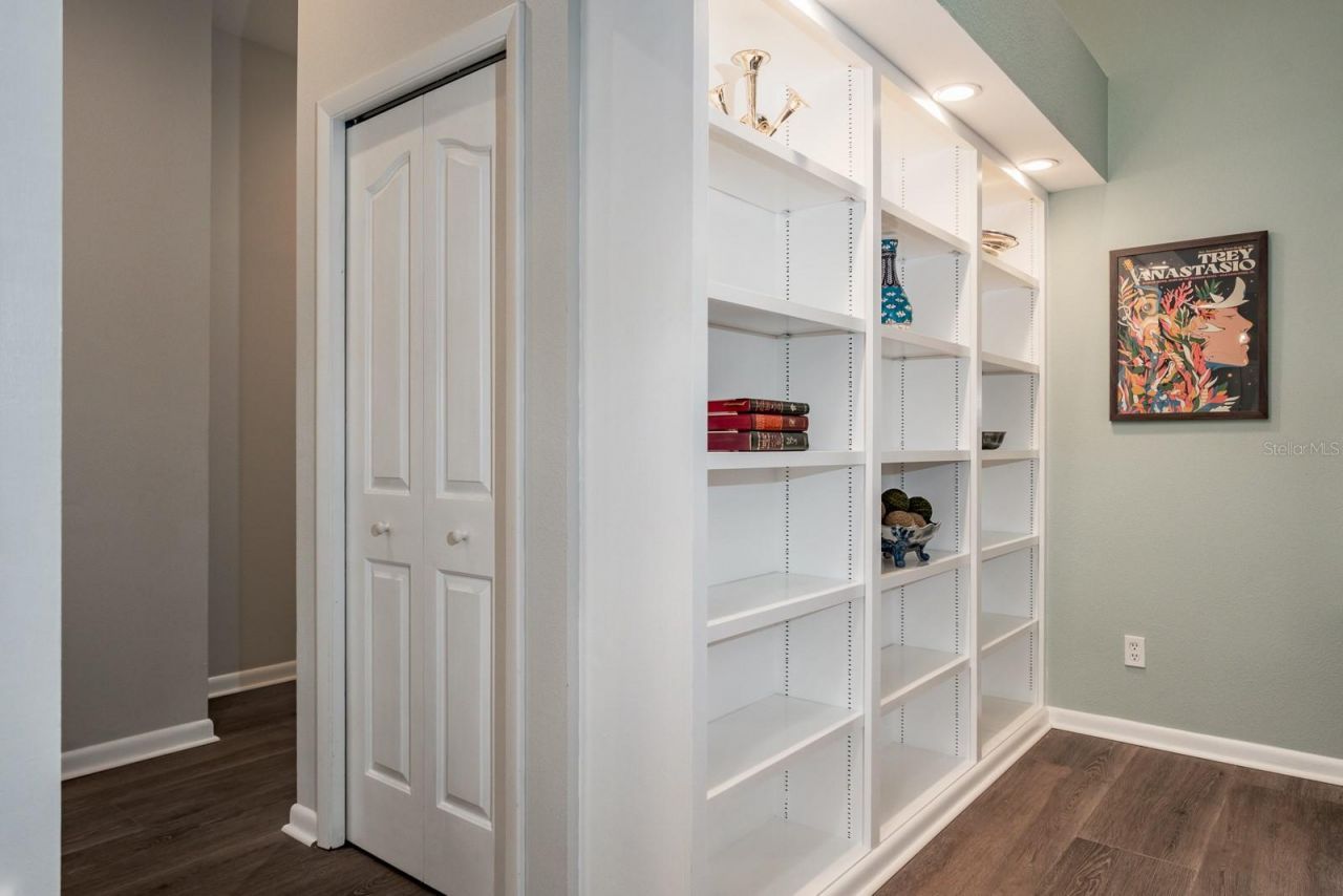 110 Woodglen Court, Oldsmar, FL 34677 Photo