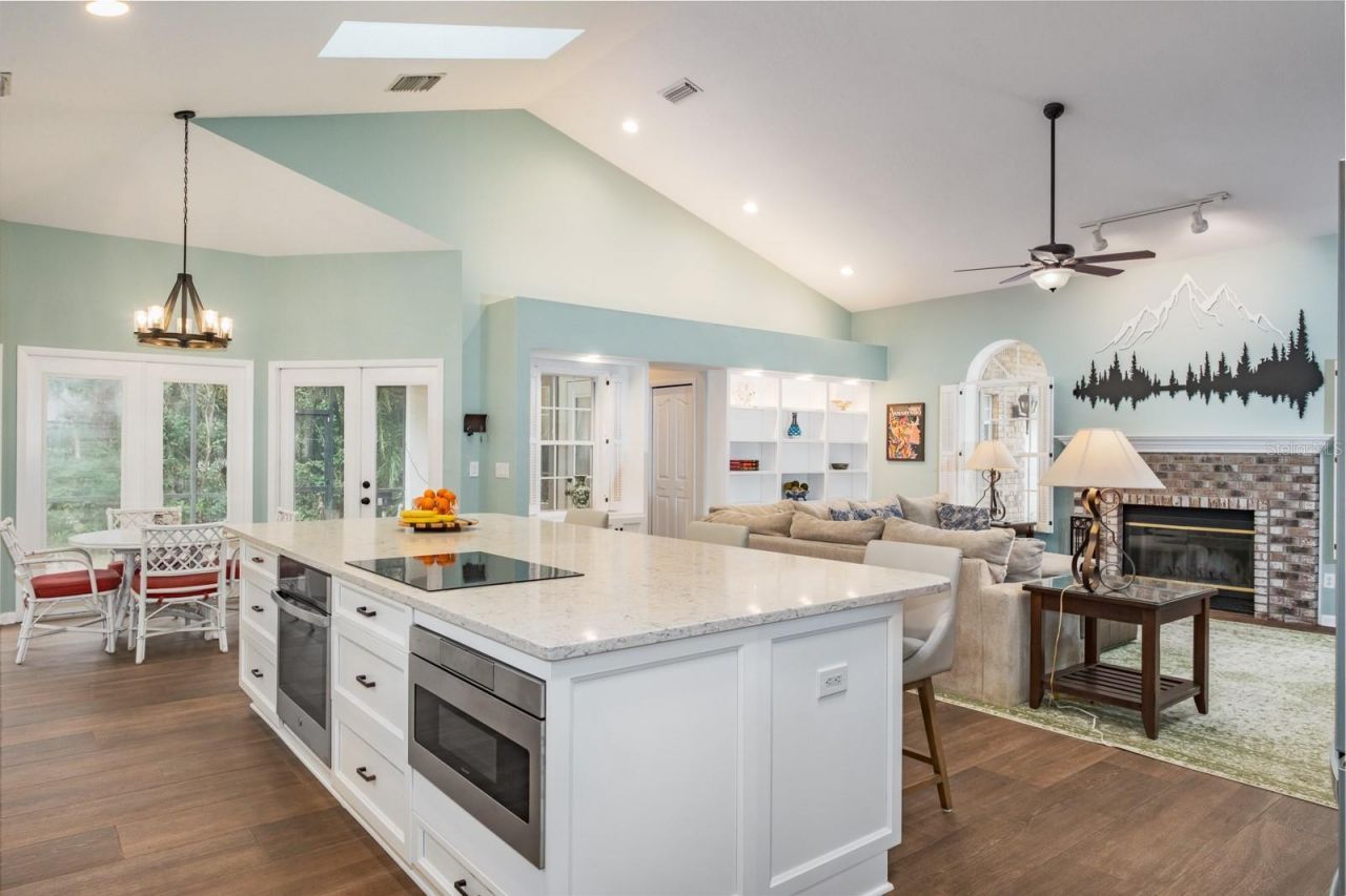 110 Woodglen Court, Oldsmar, FL 34677 Photo