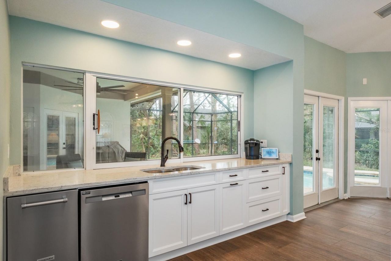 110 Woodglen Court, Oldsmar, FL 34677 Photo