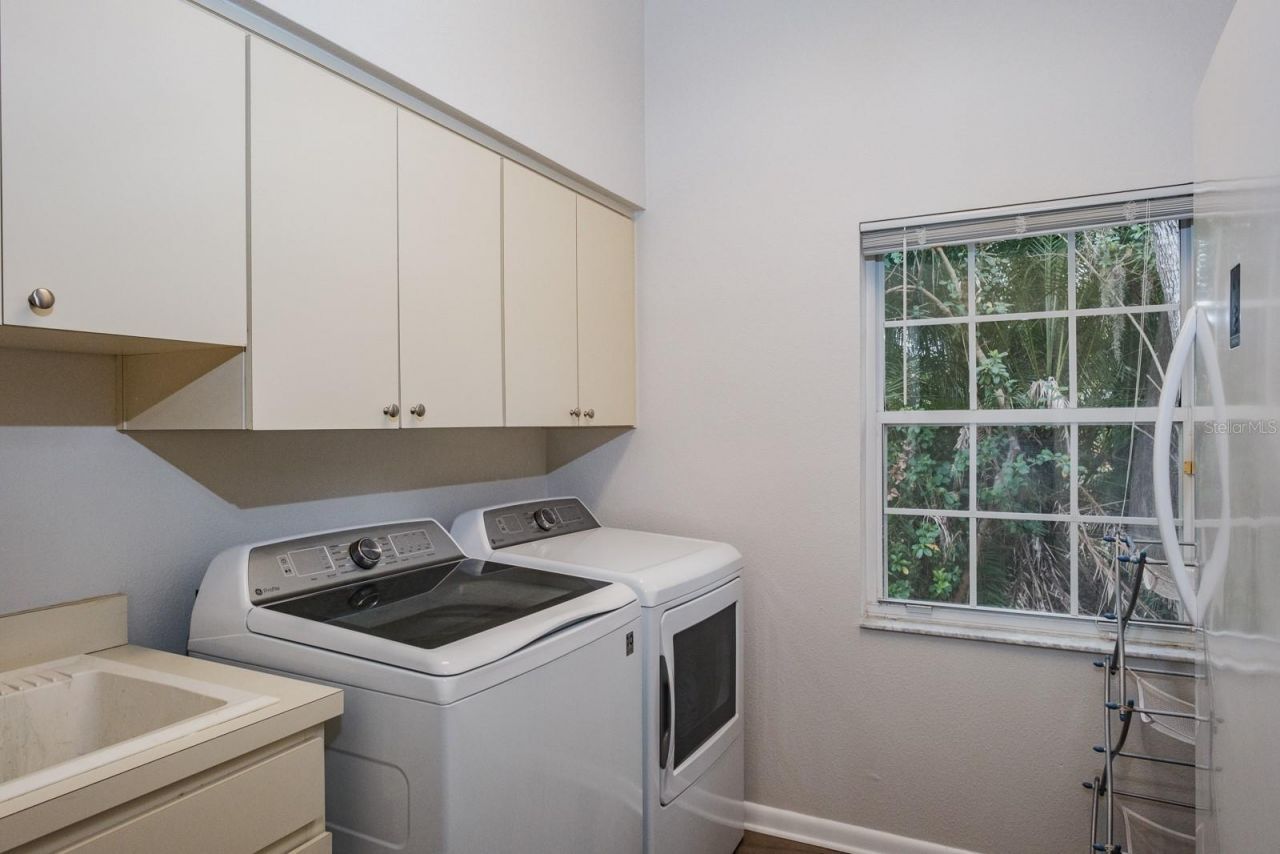 110 Woodglen Court, Oldsmar, FL 34677 Photo