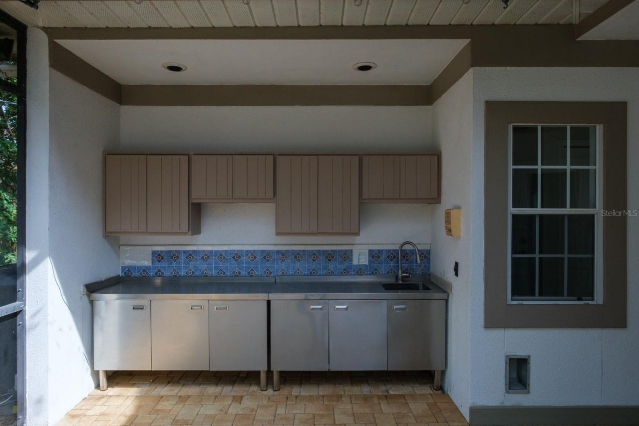 110 Woodglen Court, Oldsmar, FL 34677 Photo