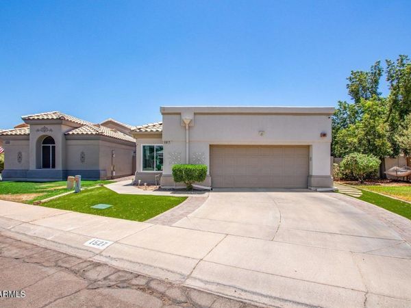 1527 E BEACON Drive, Gilbert, AZ 85234