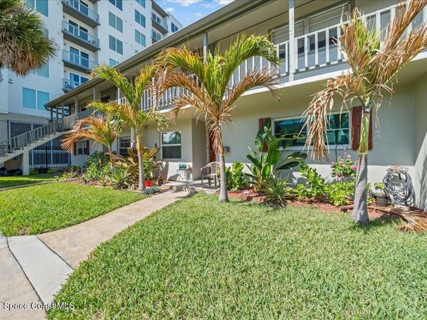 2012 Grant Place, Unit 102, Melbourne, FL 32901