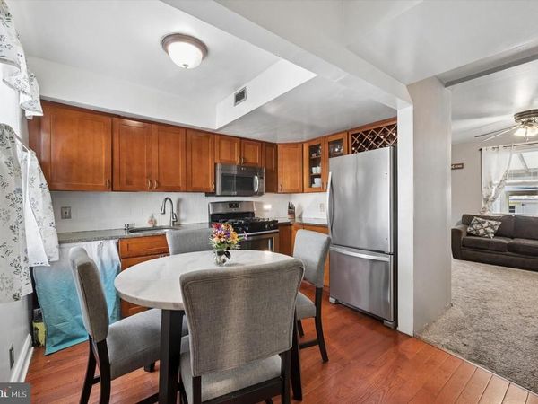 57 BENSON DRIVE, GLENOLDEN, PA 19036