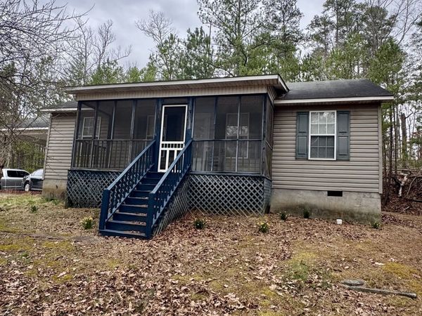 71 Pleasant Valley Road SE, Silver Creek, GA 30173