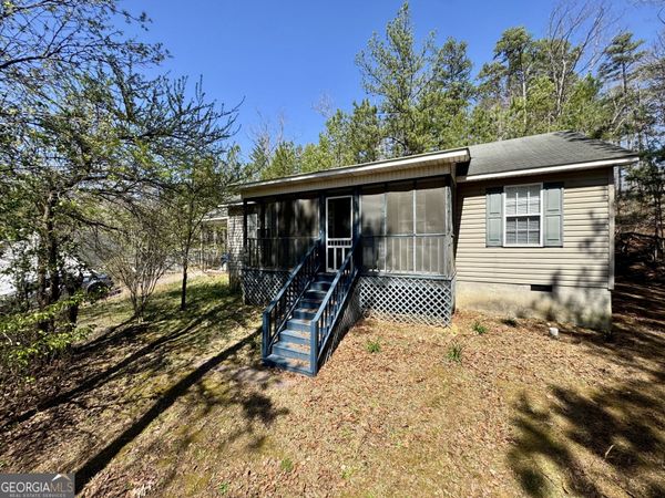 71 Pleasant Valley Road SE, Silver Creek, GA 30173