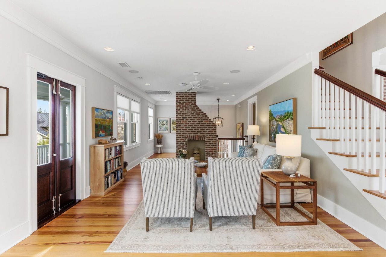 64 Lenwood Boulevard Photo 11