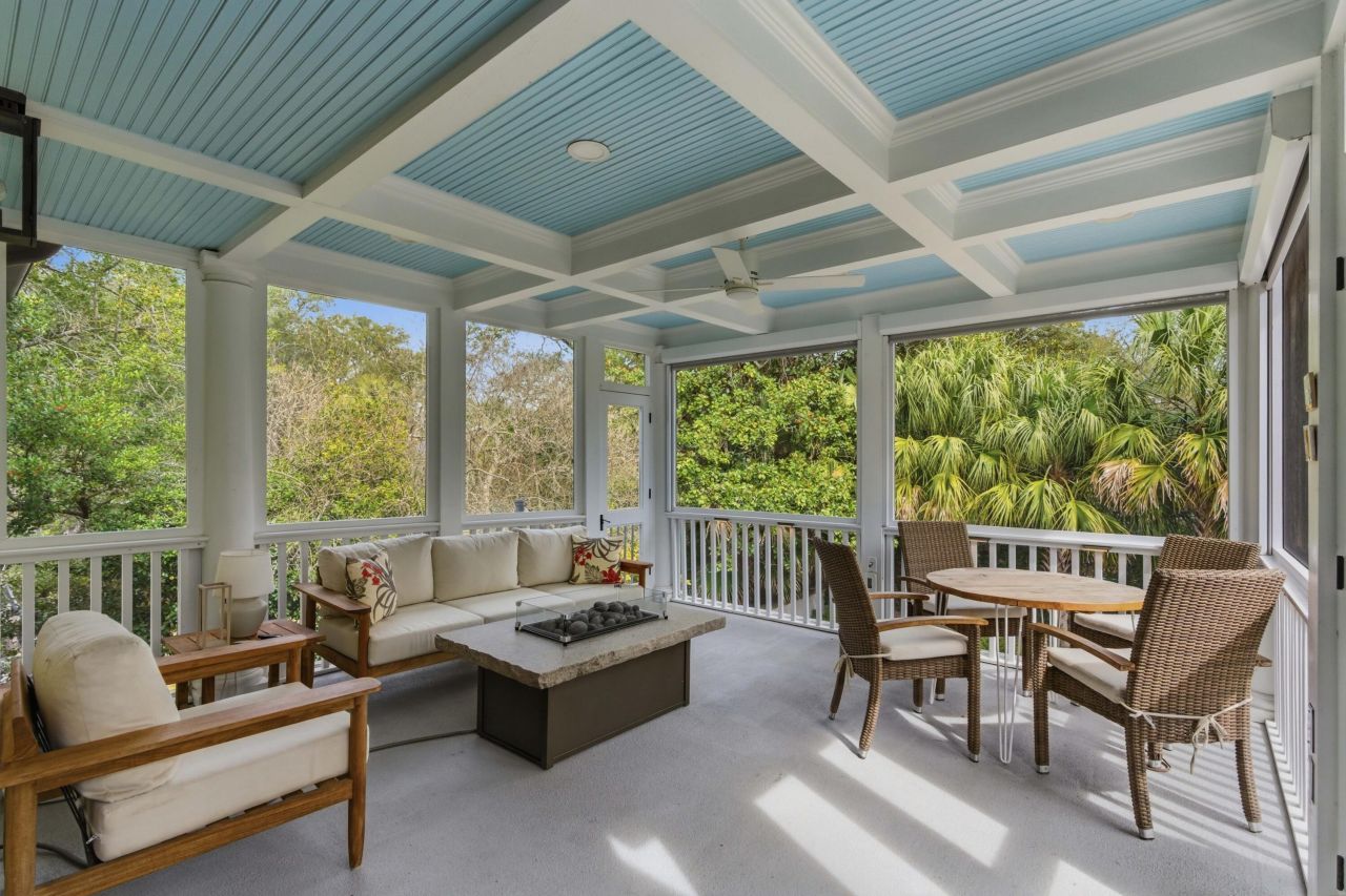 64 Lenwood Boulevard Photo 9