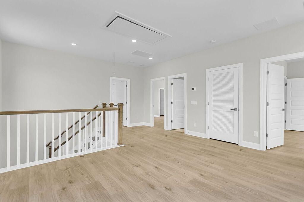 7367 Longtown Drive Photo 29