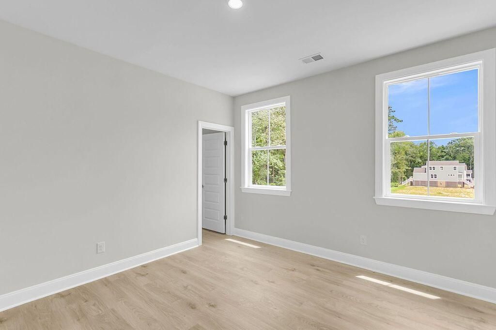 7367 Longtown Drive Photo 34