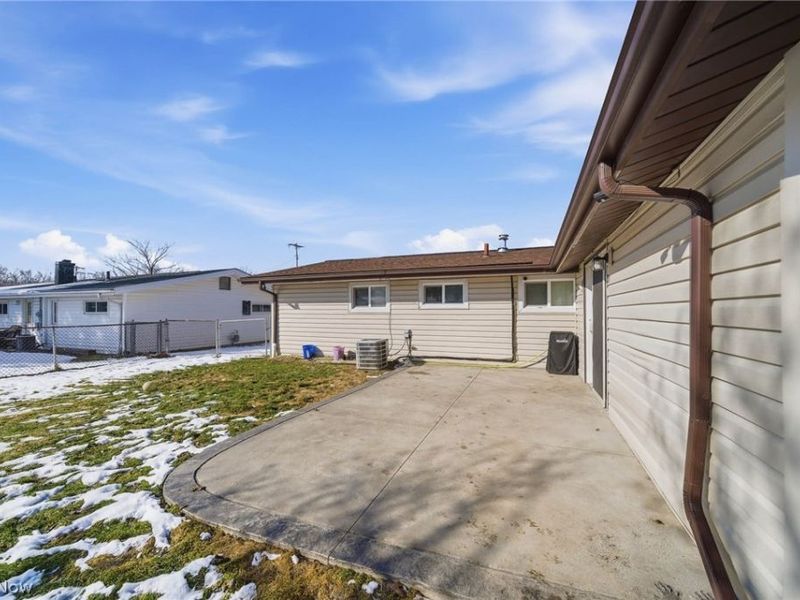 9185 Milford Drive , Northfield, OH 44067 Photo 19