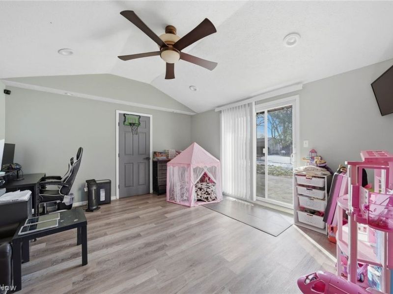 9185 Milford Drive , Northfield, OH 44067 Photo 7