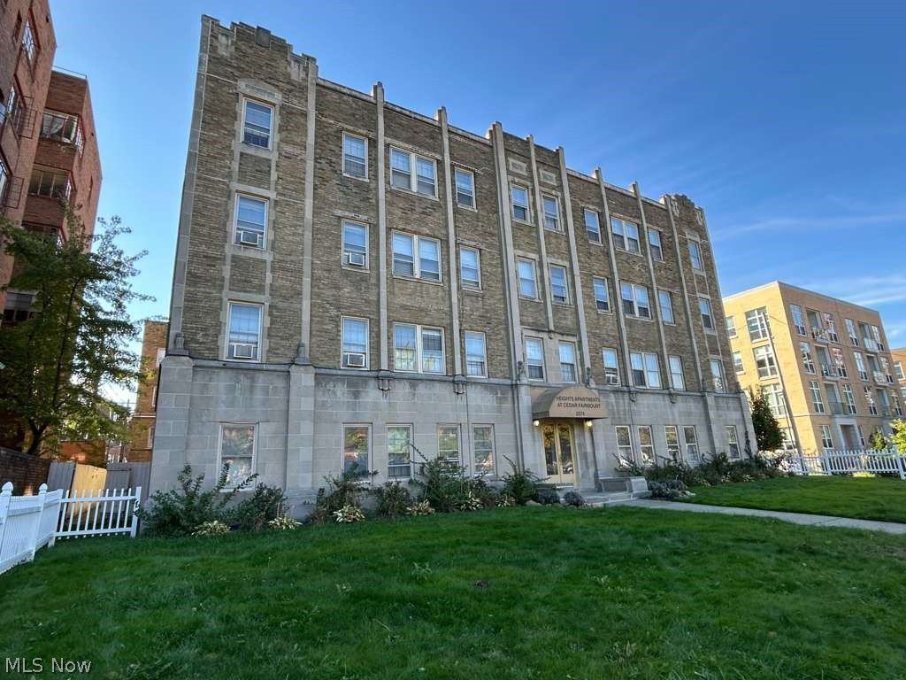 2374 Euclid Heights Boulevard , Cleveland Heights, OH 44106 Main Photo