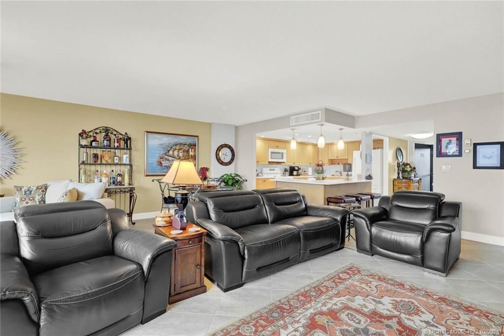 10410 S Ocean Drive, Unit 308, Jensen Beach, FL 34957 Photo