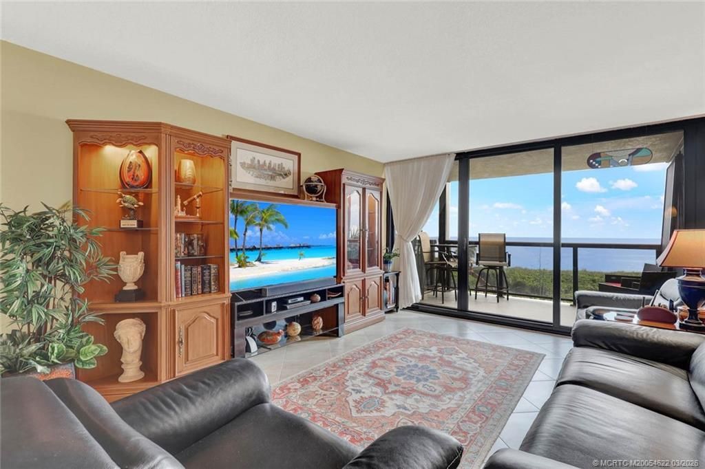 10410 S Ocean Drive, Unit 308, Jensen Beach, FL 34957 Photo