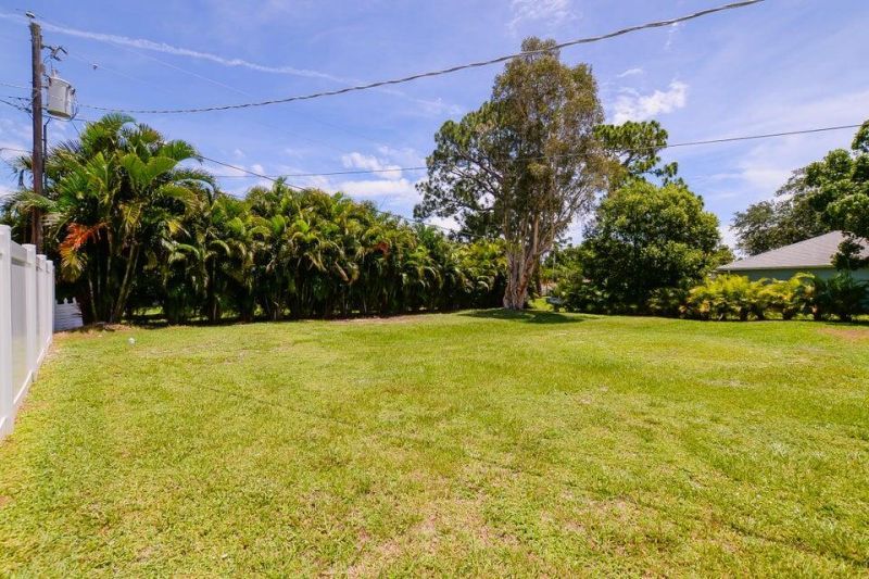 2289 SE Carnation Avenue, Port Saint Lucie, FL 34952 Photo