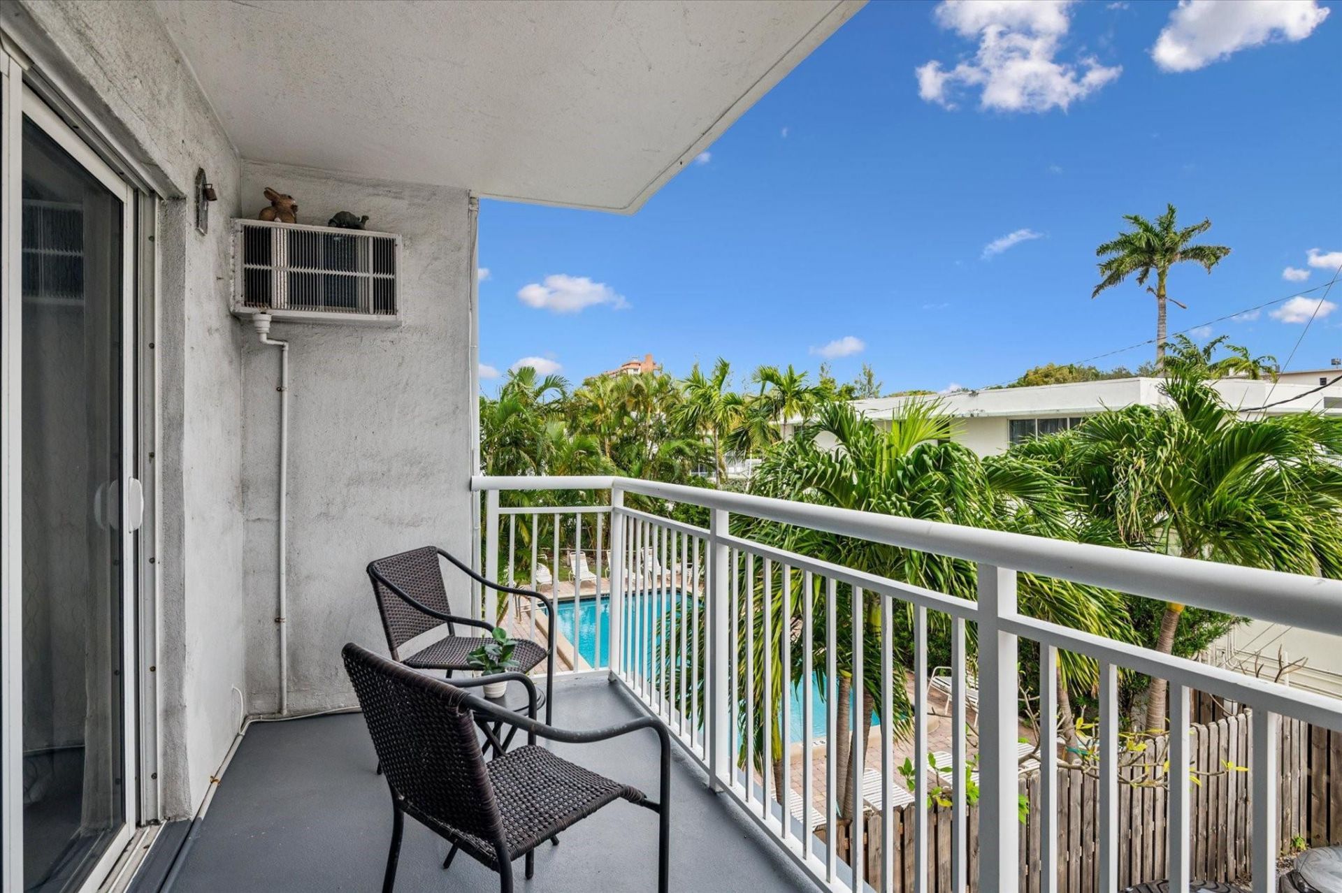 720 Orton Avenue, Unit 206, Fort Lauderdale, FL 33304 Photo