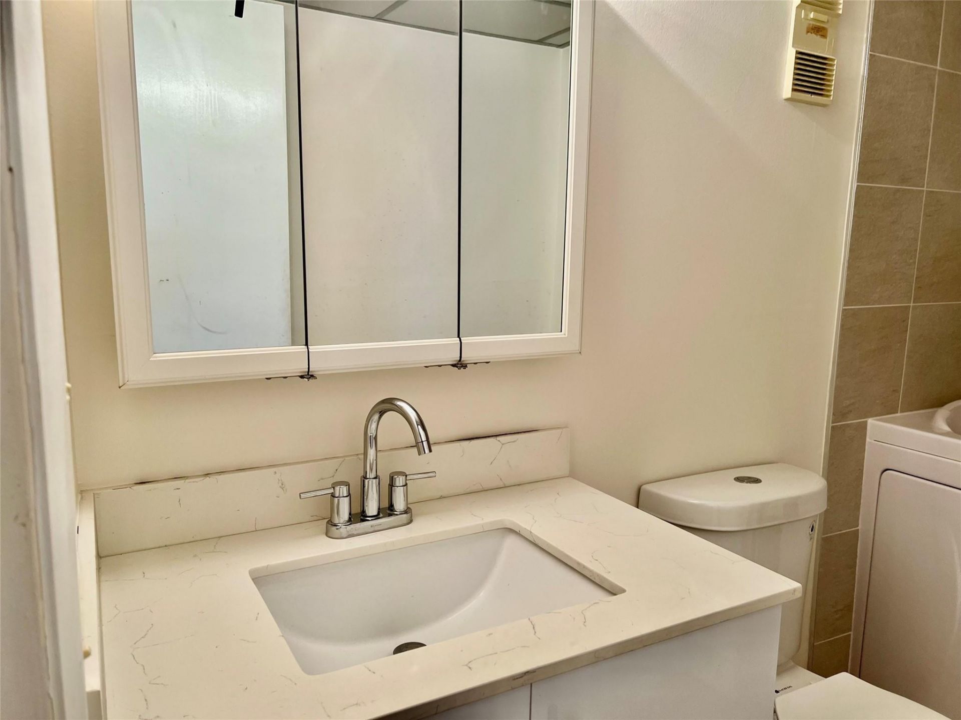 7426 Ashmont Cir, Unit 211, Tamarac, FL 33321 Photo