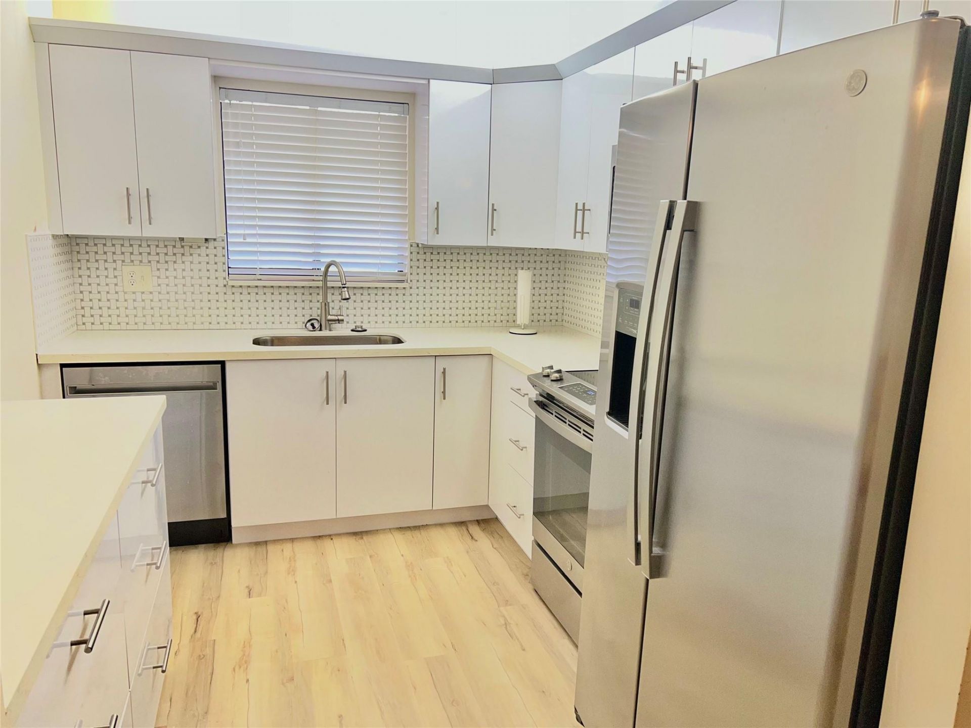 7426 Ashmont Cir, Unit 211, Tamarac, FL 33321 Photo