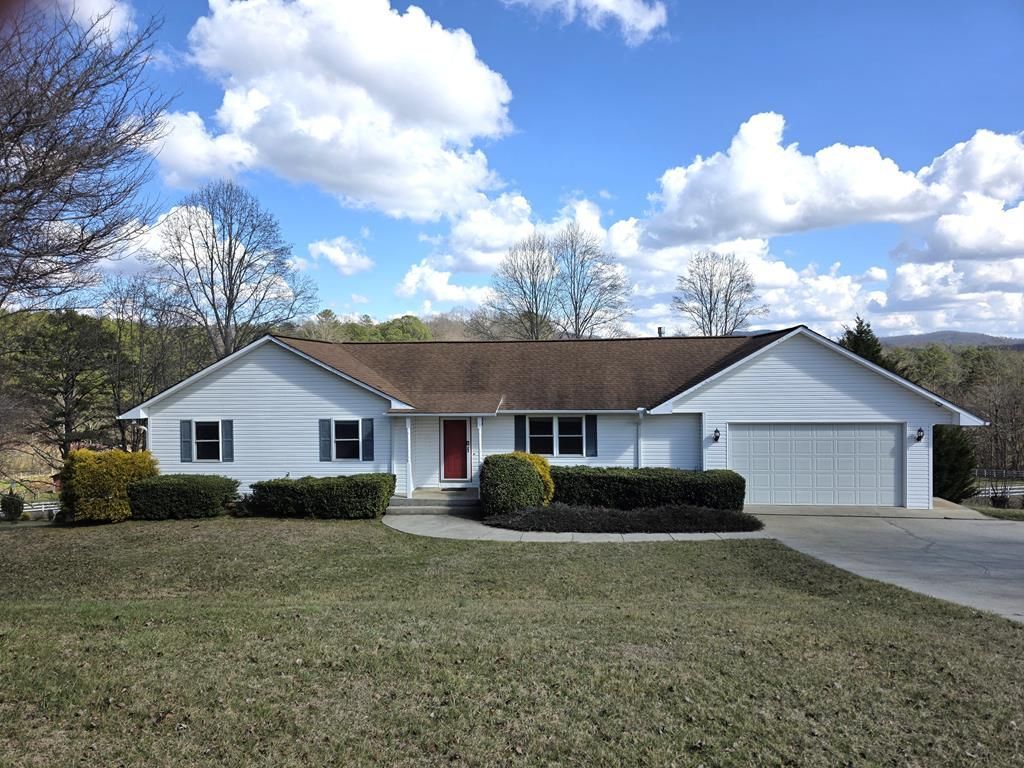 971 Lance Road, Murphy, NC 28906 Main Photo