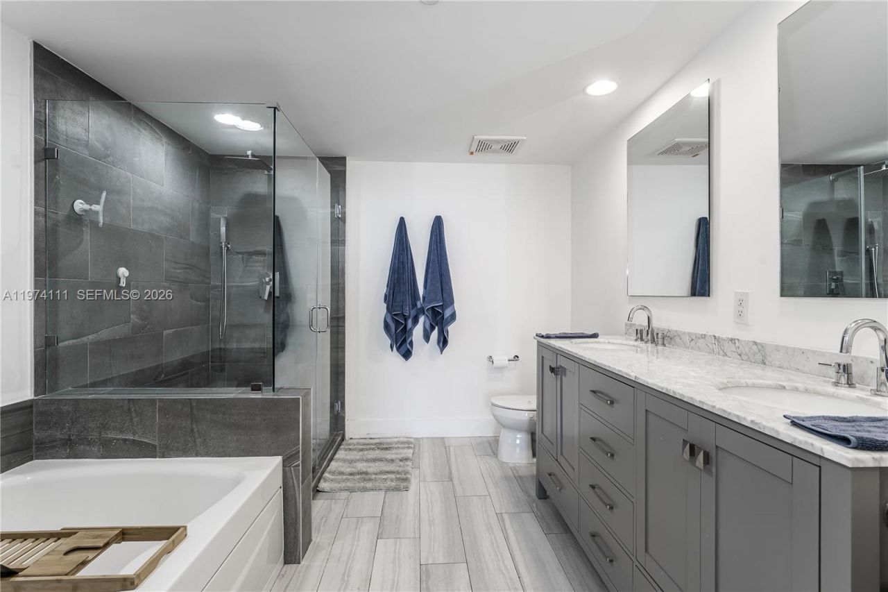 50 Biscayne Blvd , Unit 3106, Miami, FL 33132 Photo