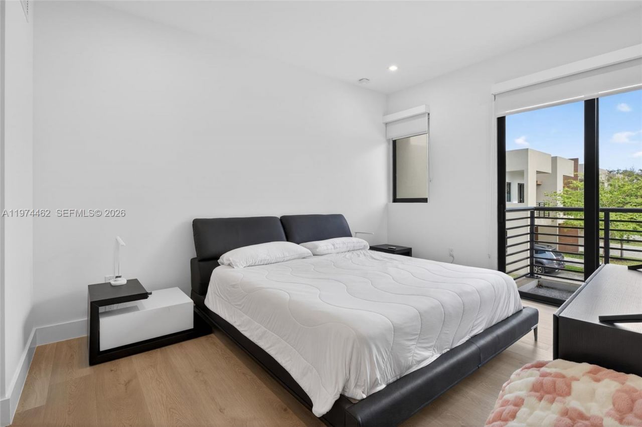 Please Call For Address, Dania Beach, FL 33314 Photo