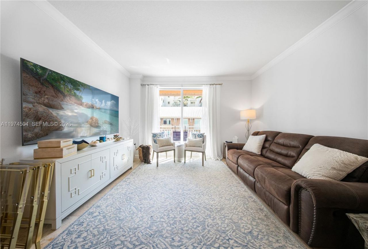 7290 SW 90th St , Unit 308, Miami, FL 33156 Photo