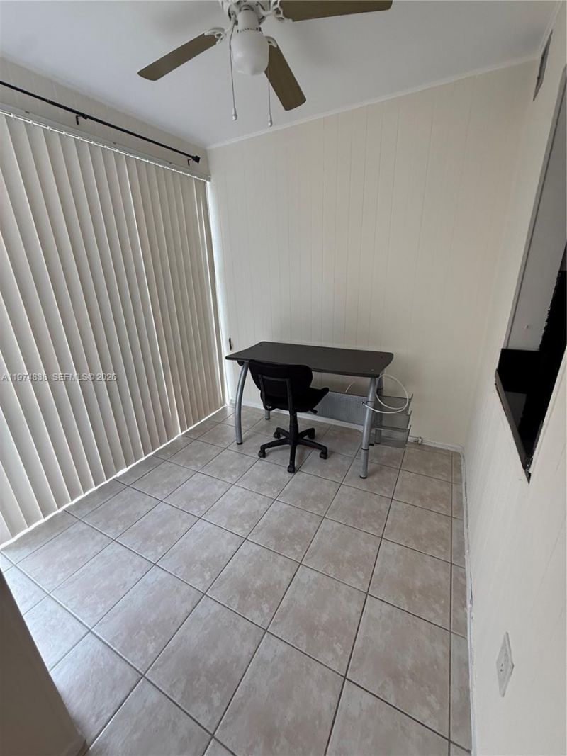 17620 Atlantic Blvd , Unit 217, Sunny Isles Beach, FL 33160 Photo