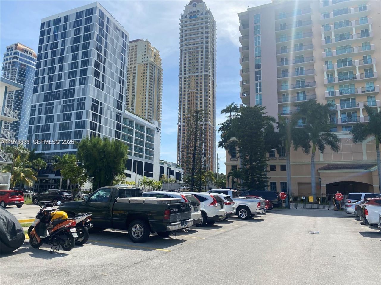 17620 Atlantic Blvd , Unit 217, Sunny Isles Beach, FL 33160 Photo