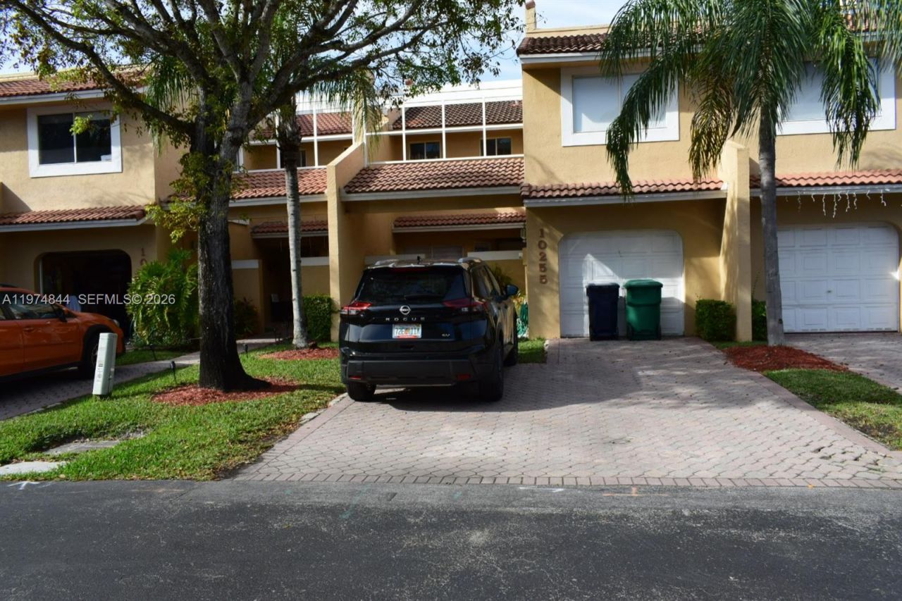 10255 NW 51nd Lane, Unit 10255, Doral, FL 33178 Photo