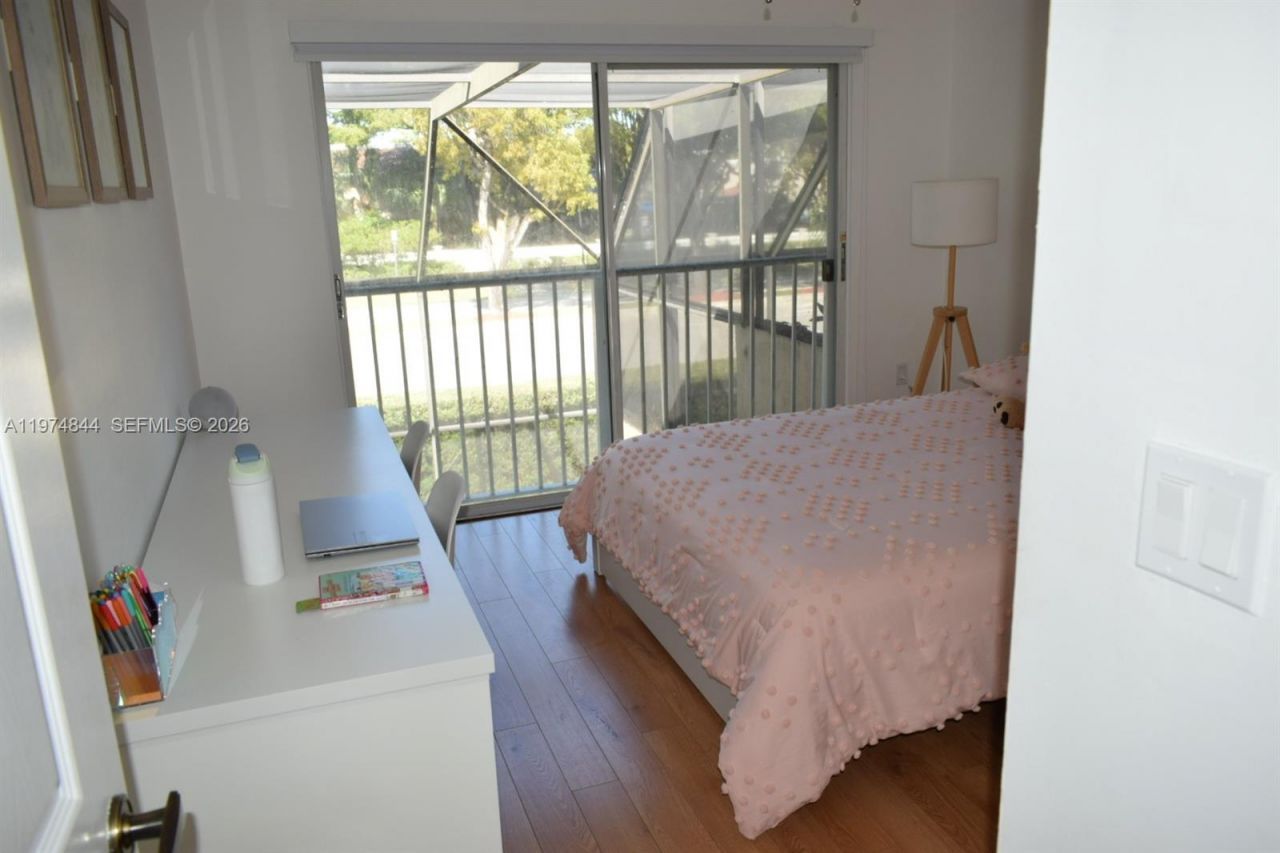 10255 NW 51nd Lane, Unit 10255, Doral, FL 33178 Photo