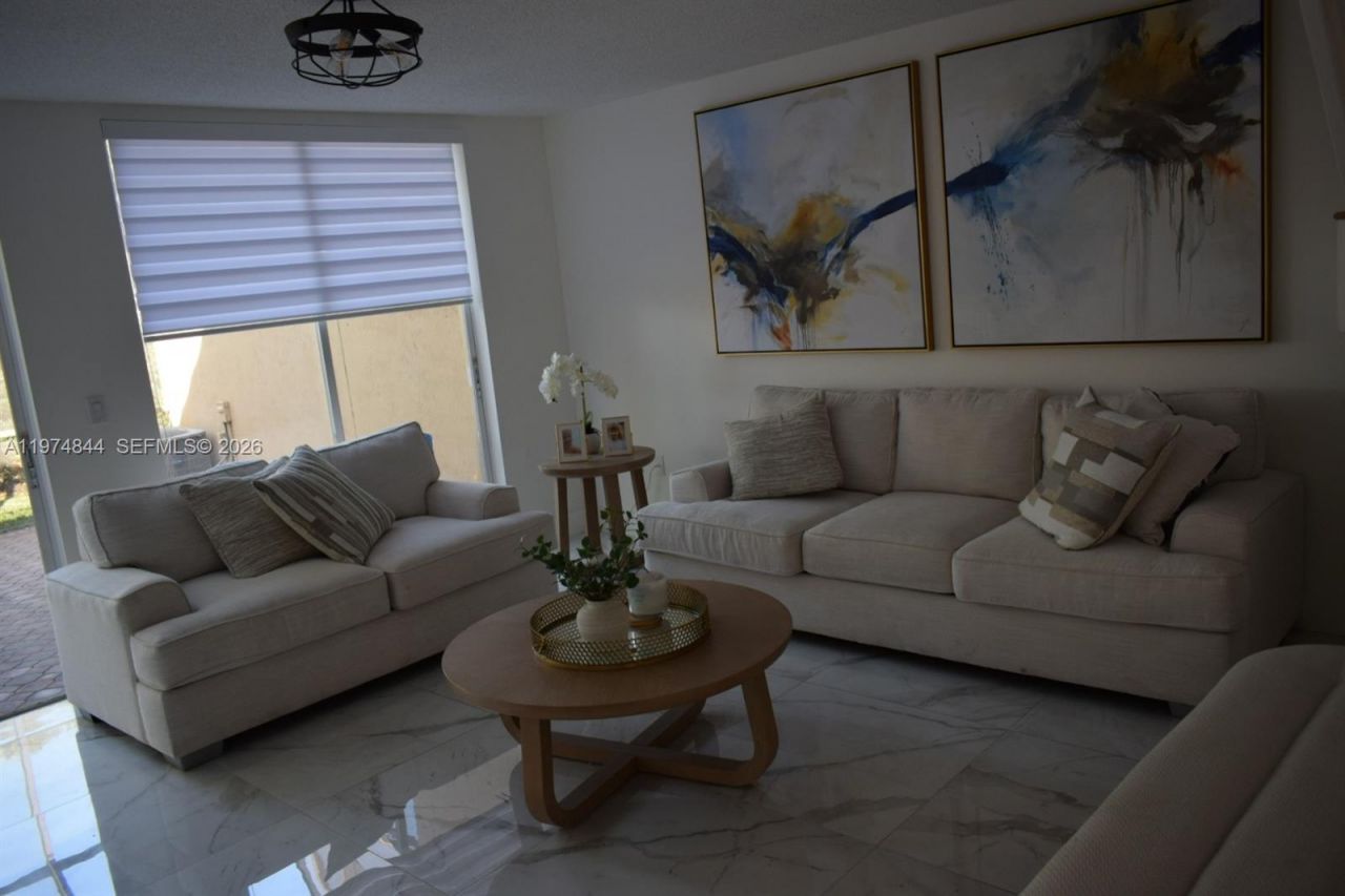 10255 NW 51nd Lane, Unit 10255, Doral, FL 33178 Photo