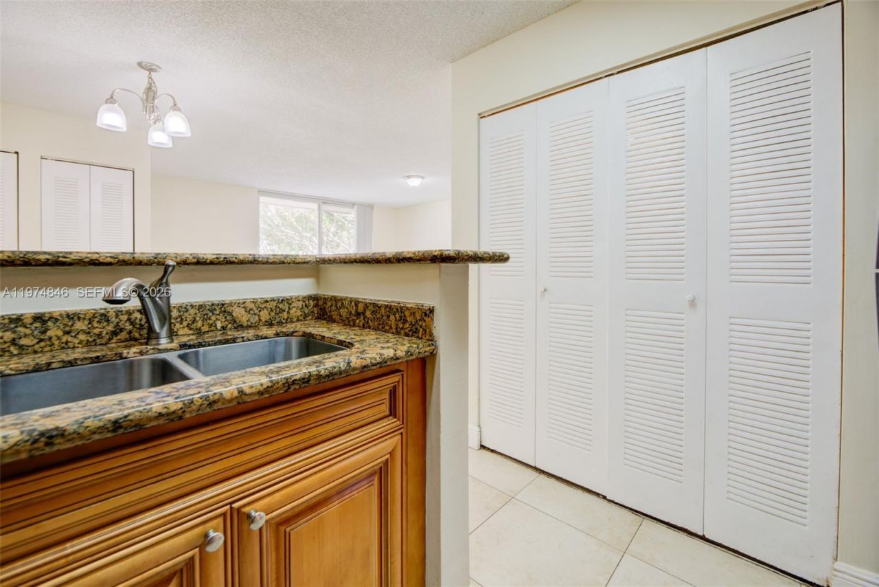 12154 Saint Andrews Pl, Unit 110, Miramar, FL 33025 Photo