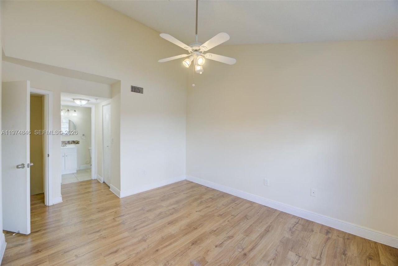 12154 Saint Andrews Pl, Unit 110, Miramar, FL 33025 Photo