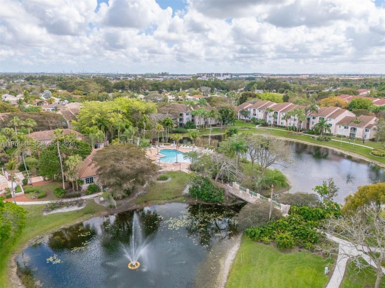 12154 Saint Andrews Pl, Unit 110, Miramar, FL 33025 Photo