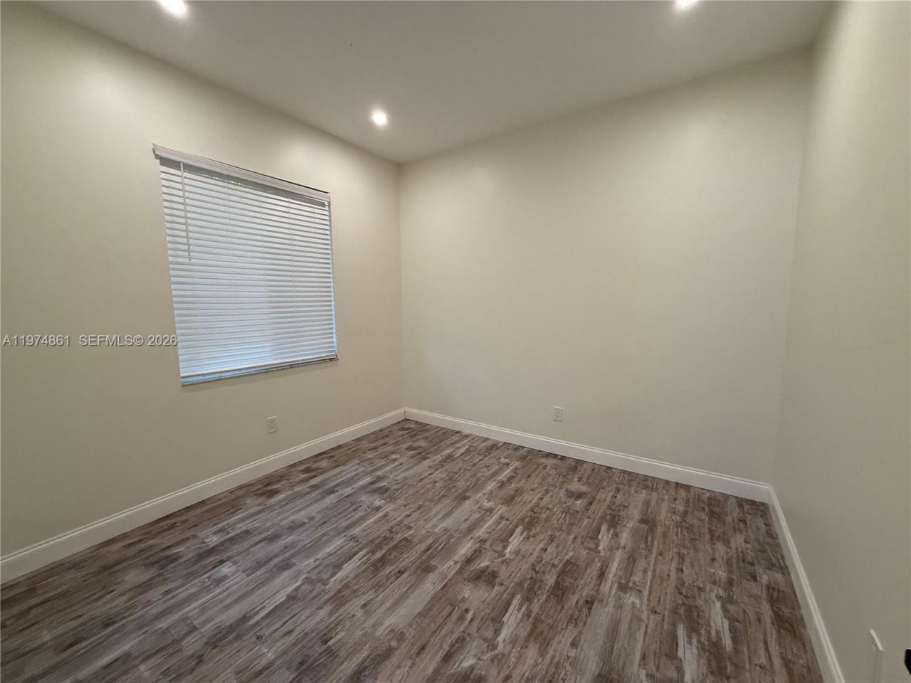 18335 NW 12th St, Pembroke Pines, FL 33029 Photo