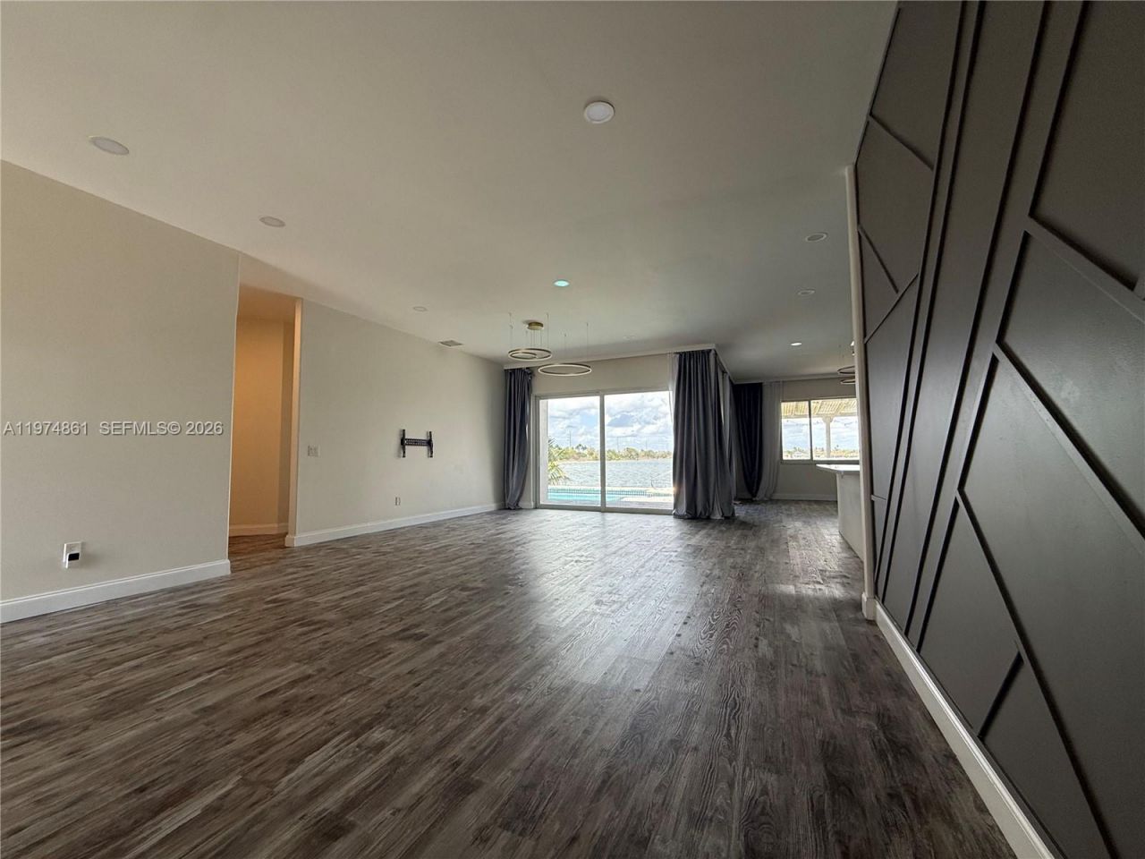 18335 NW 12th St, Pembroke Pines, FL 33029 Photo