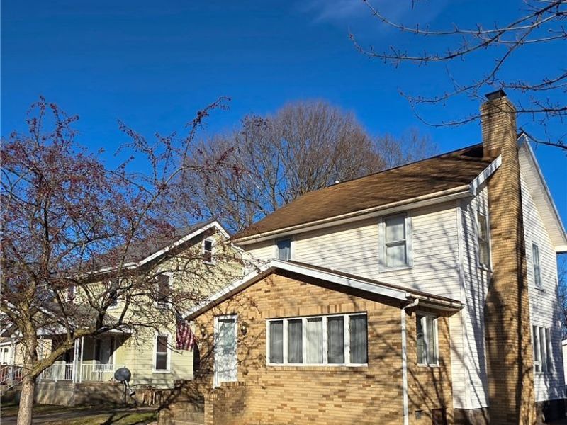 237 7th Street NW, New Philadelphia, OH 44663 Photo 2