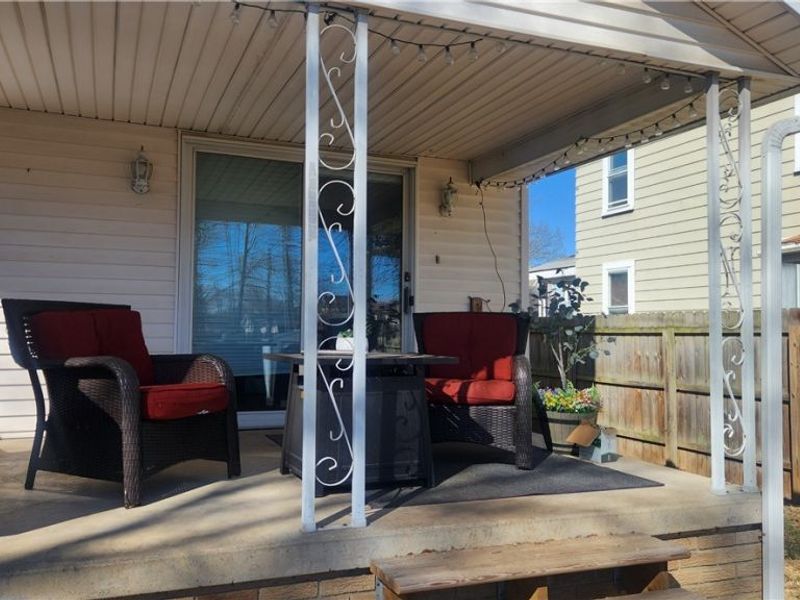 237 7th Street NW, New Philadelphia, OH 44663 Photo 6