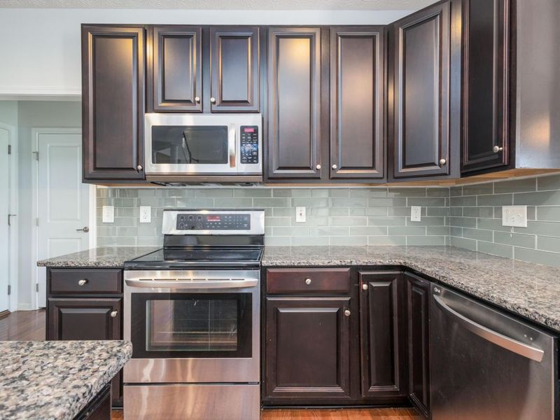 472 Trail W, Pataskala, OH 43062 Photo 14