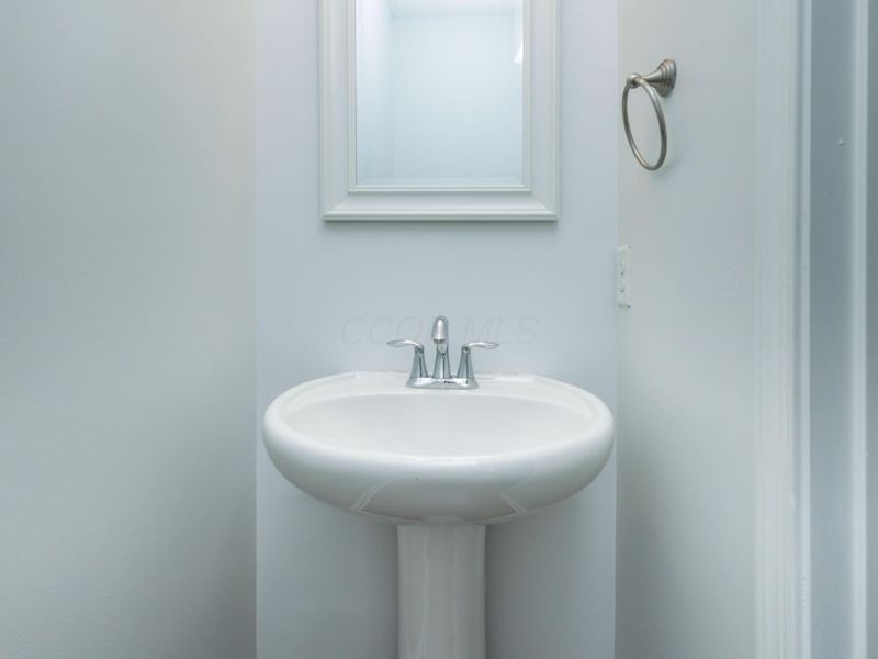 472 Trail W, Pataskala, OH 43062 Photo 24